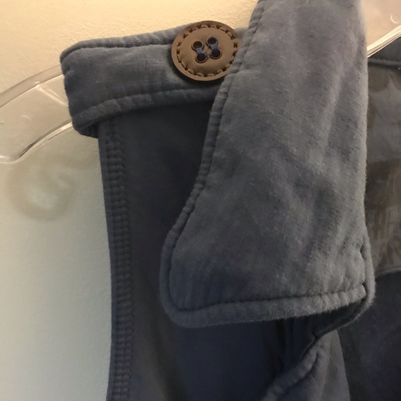 Young fabulous and broke sleeveless top - Picture 4 of 14